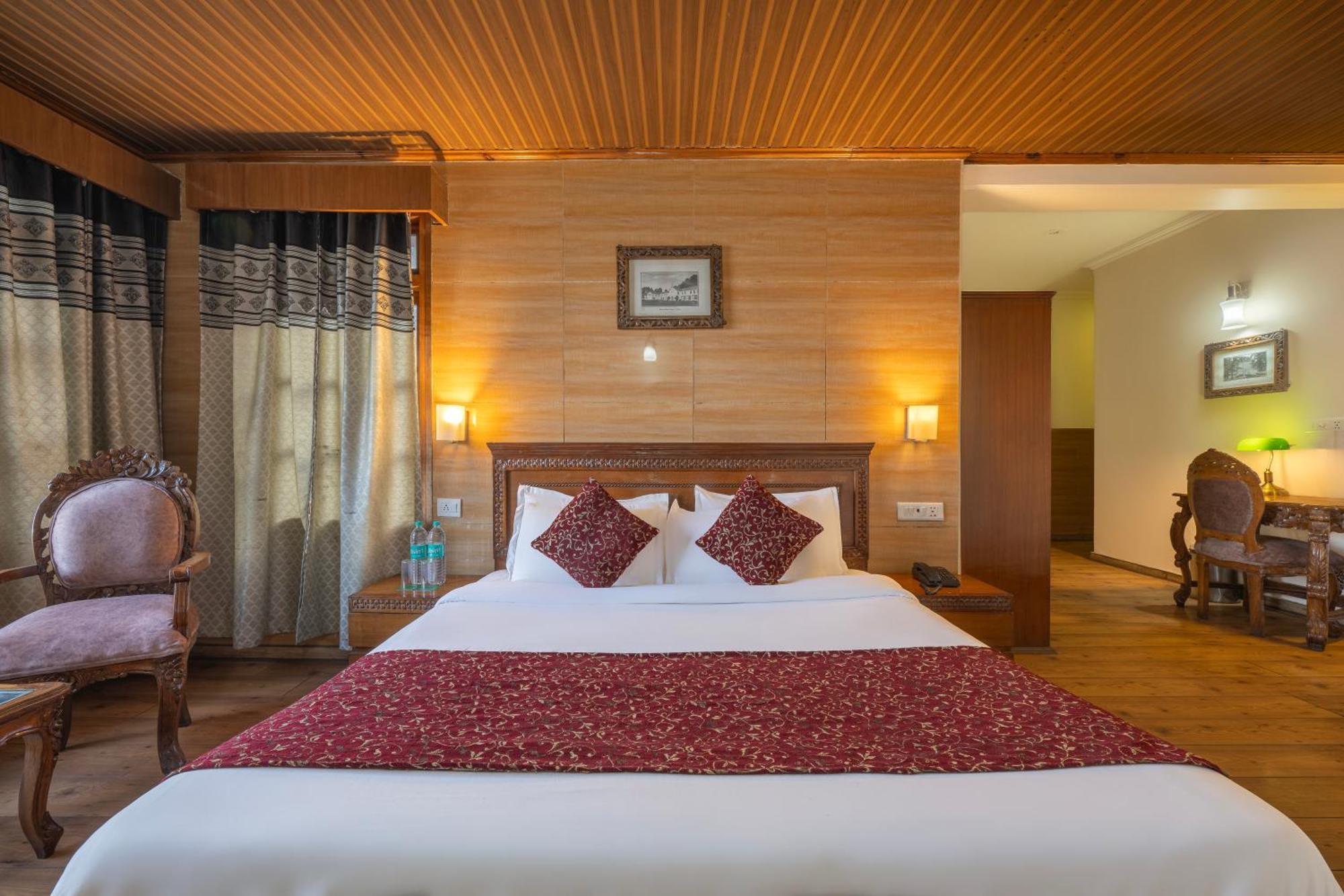 Wingait Inn - Hotel Near Mall Road Shimla Exterior foto
